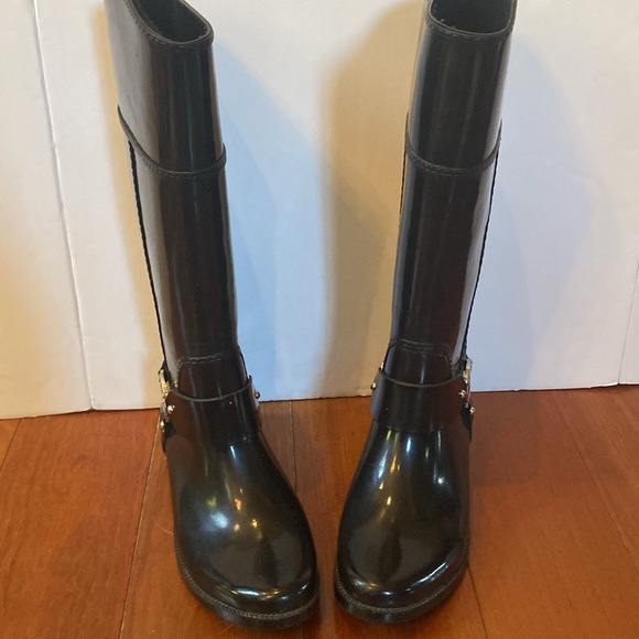 Michael Kors black tall rain snow boots harness w/ silvertone logo sz 8 - Picture 2 of 12